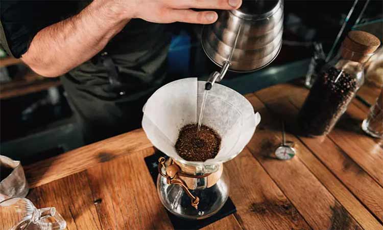 اهمیت دمای آب در دم آوری قهوه